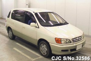 Toyota Ipsum Ready for Parts